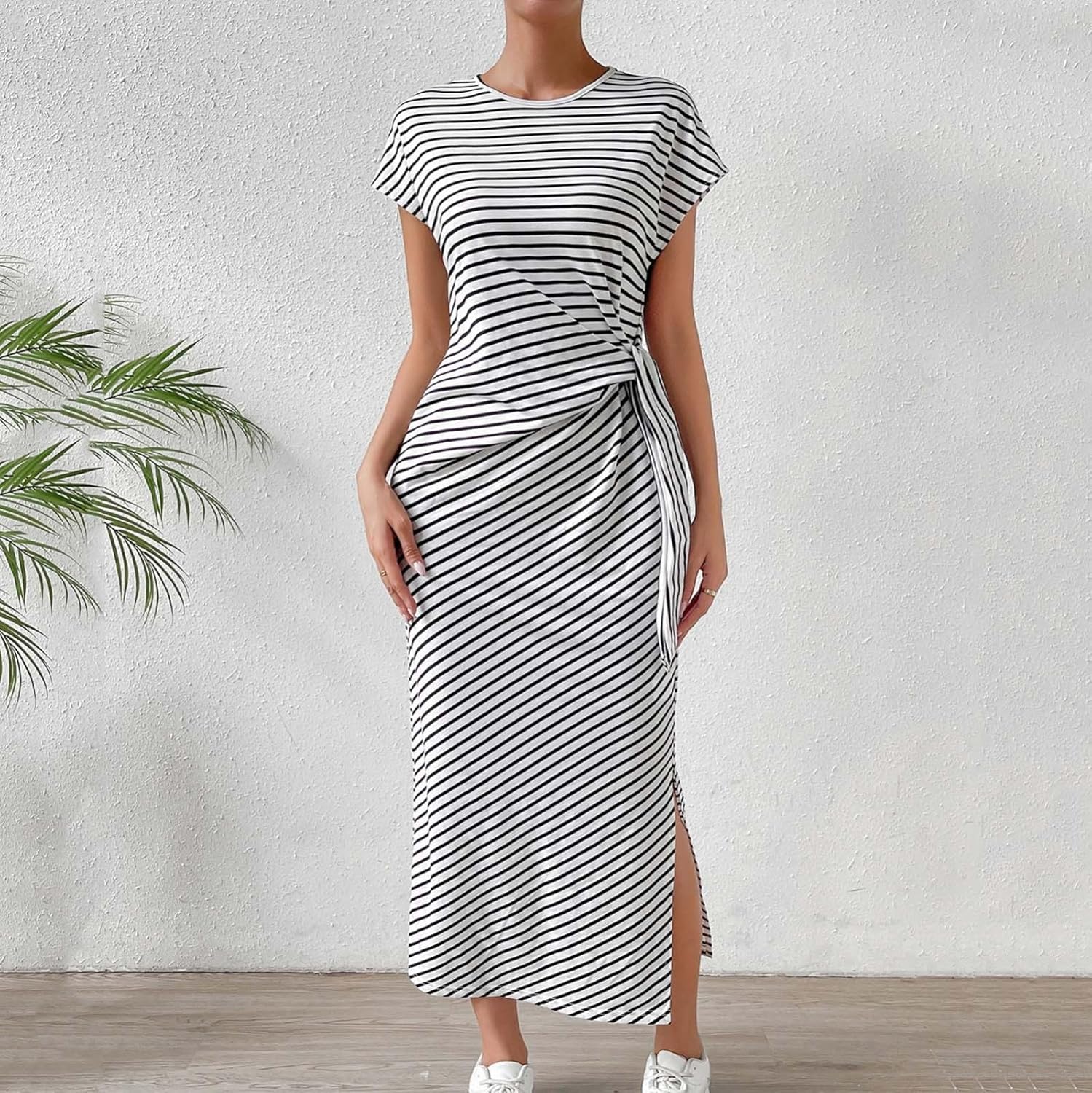 Feminine Stripe Dress 2024