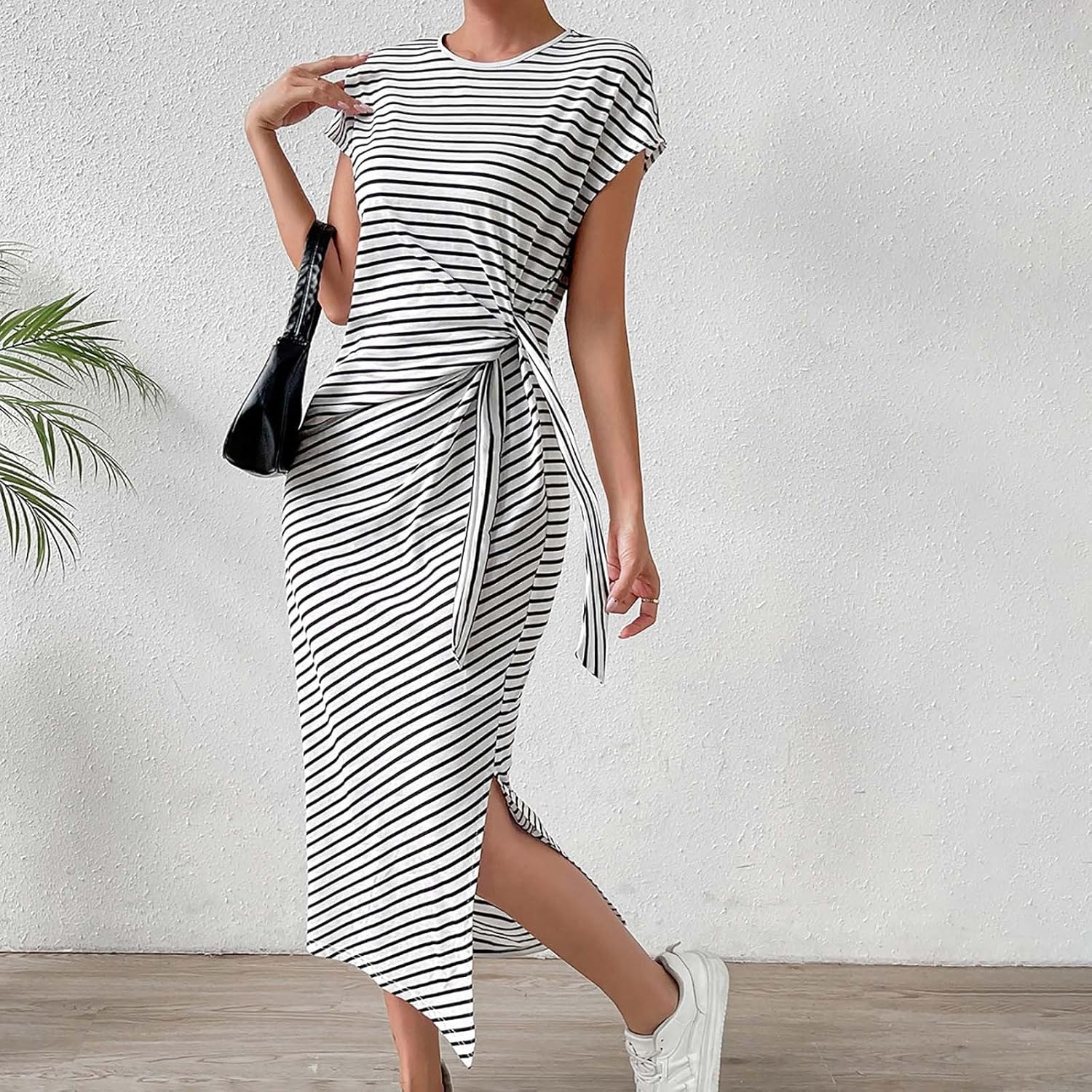 Feminine Stripe Dress 2024